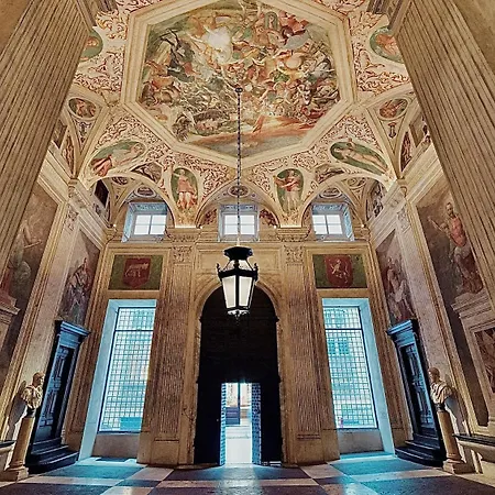 Unesco Via Garibaldi - Center Apartamento